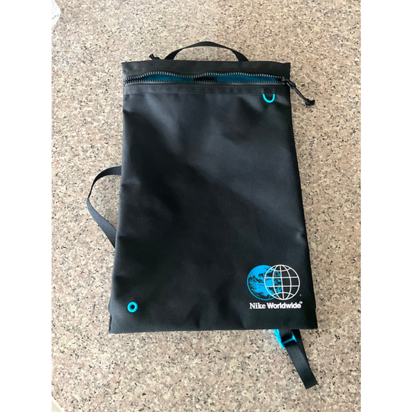 Nike Worldwide Utility Drawstring Backpack - Picture 2 of 12